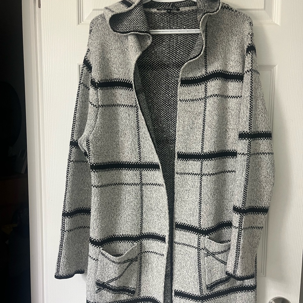 Picadilly Fashion Gray and Black Cardigan